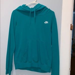nike sweatshirt